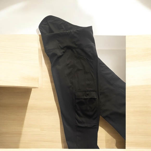 baleaf Women's Flare Leggings with Zipper Pockets - Picture 7 of 15